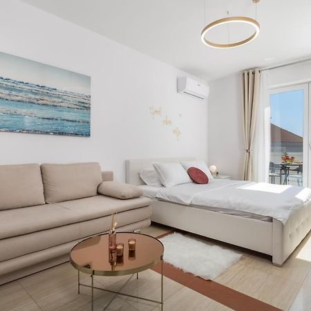 Luxury Studio Apartment Honeymoon Selce Eksteriør bilde