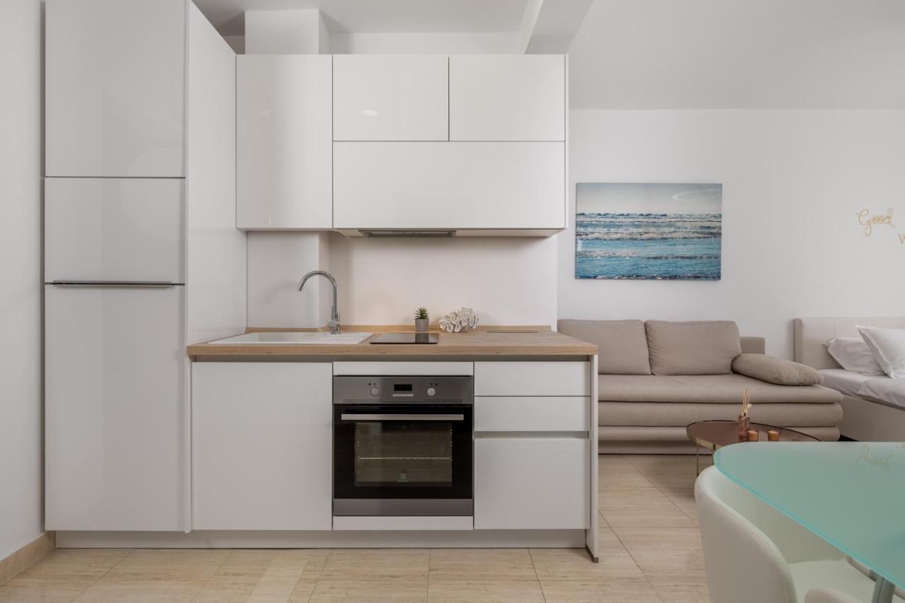 Luxury Studio Apartment Honeymoon Selce Eksteriør bilde