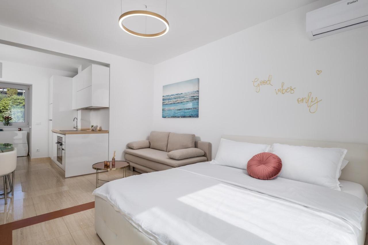 Luxury Studio Apartment Honeymoon Selce Eksteriør bilde