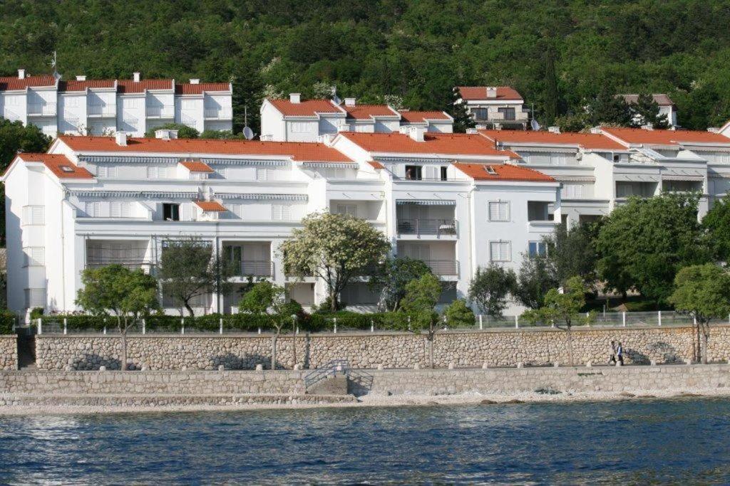 Luxury Studio Apartment Honeymoon Selce Eksteriør bilde