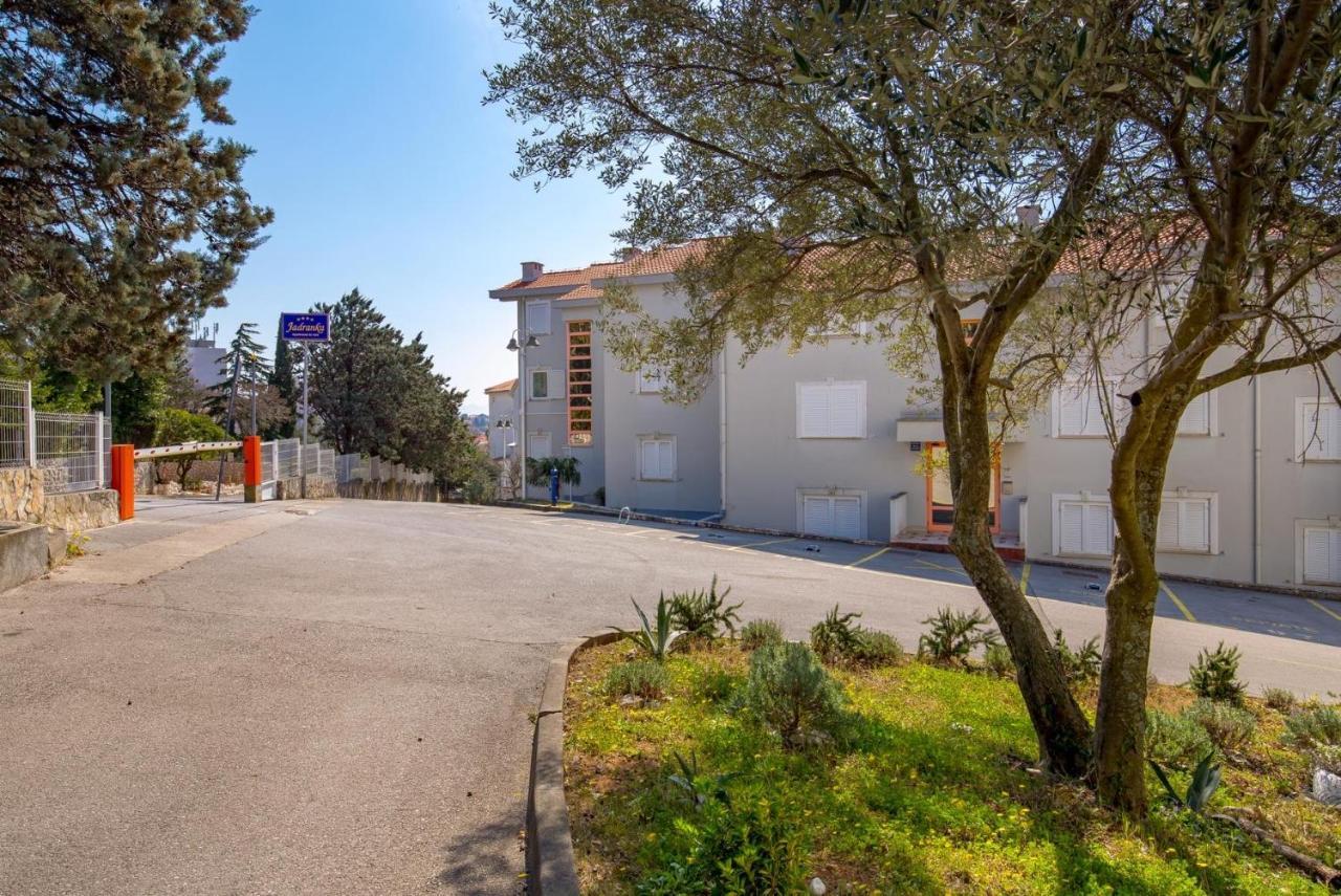 Luxury Studio Apartment Honeymoon Selce Eksteriør bilde